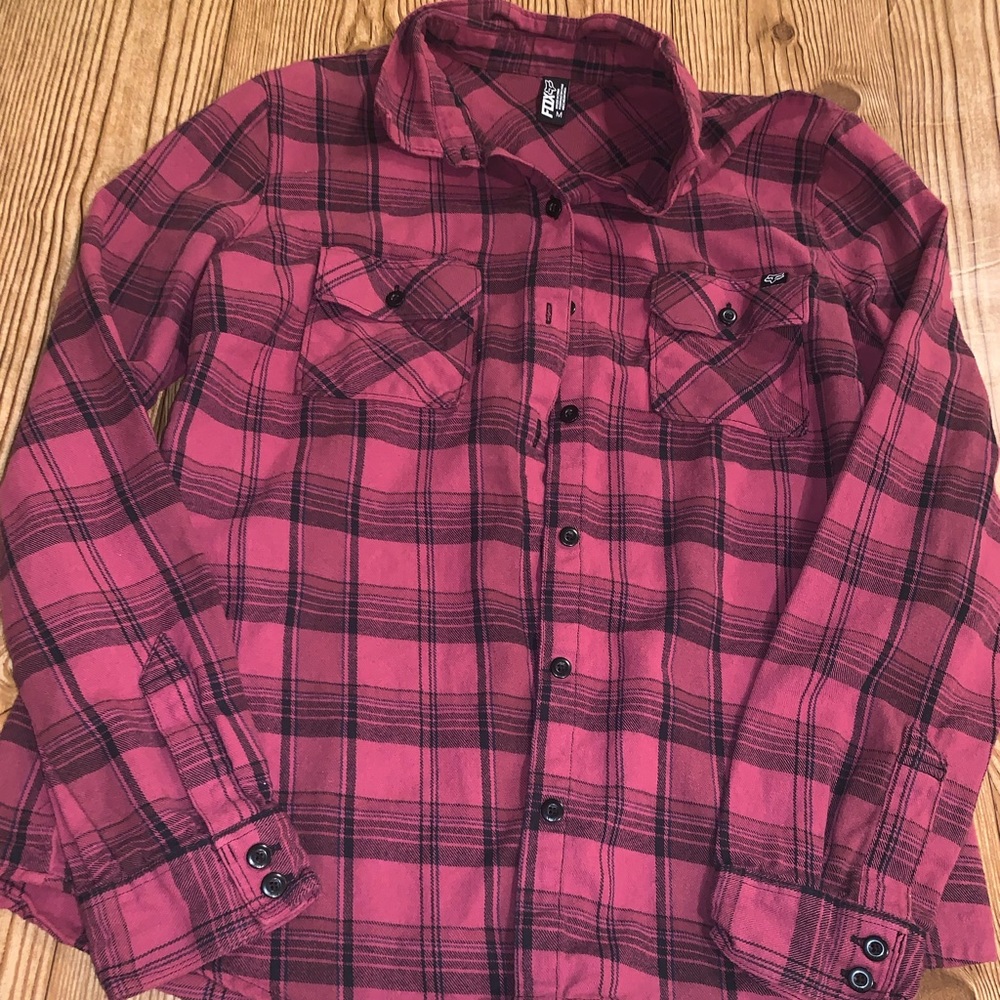 Women’s size medium FOX racing long sleeve button down shirt